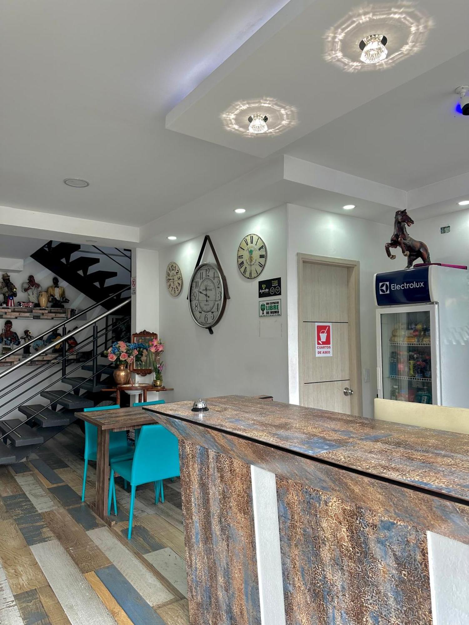 קאלי Hotel Los Maderos מראה חיצוני תמונה