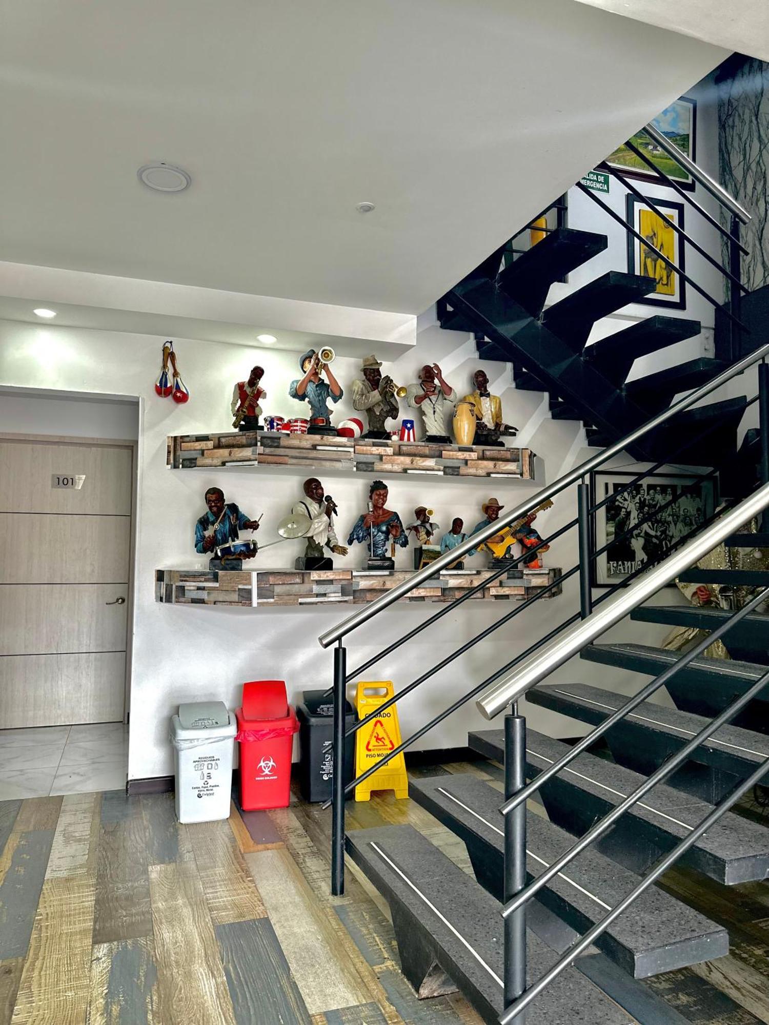 קאלי Hotel Los Maderos מראה חיצוני תמונה