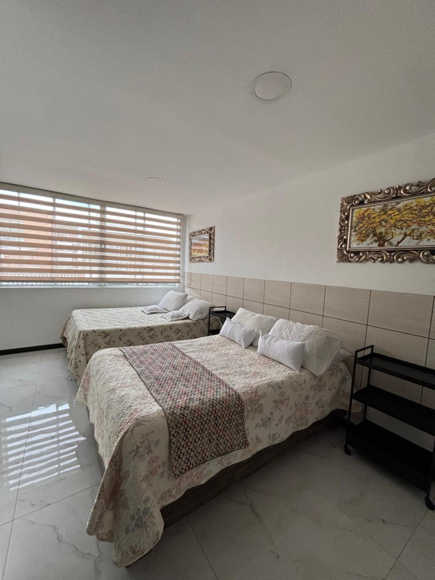 קאלי Hotel Los Maderos מראה חיצוני תמונה